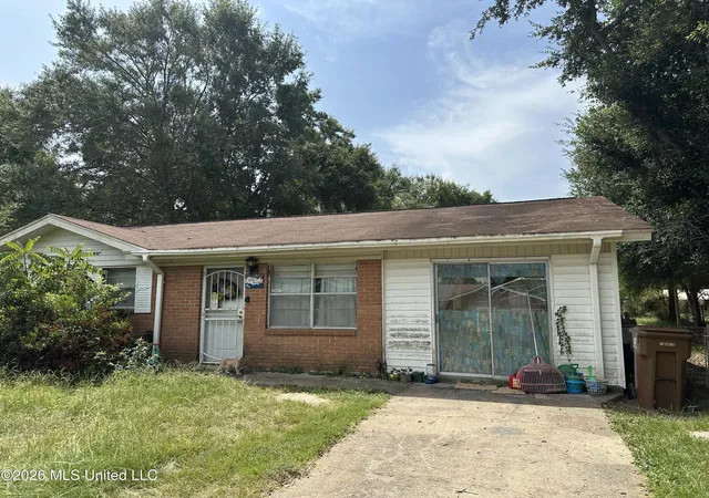 Photo 1 of Single family home for sale at 2191 Sherwood Pl, Biloxi, MS 39531 | MLS# 4159512 | Listing updated on 2026-08-24