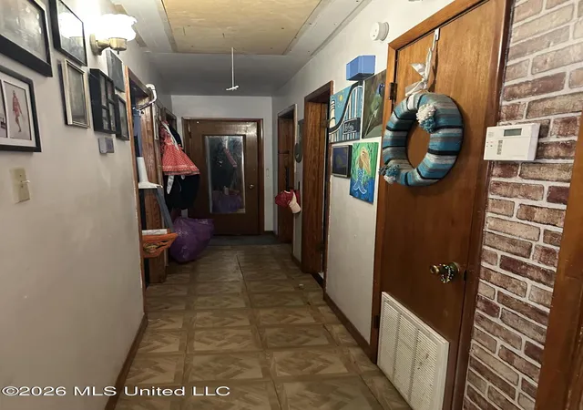 Photo 4 of Single family home for sale at 2191 Sherwood Pl, Biloxi, MS 39531 | MLS# 4159512 | Listing updated on 2026-09-22