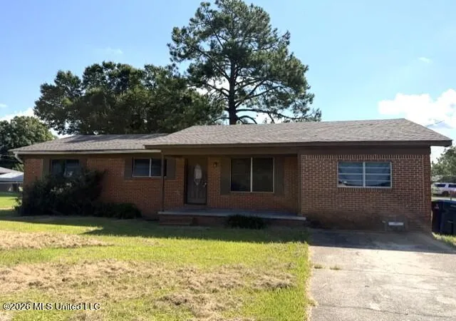 1st image of 123 Sinclair St, Lucedale, MS 39452 | MLS# 4158400