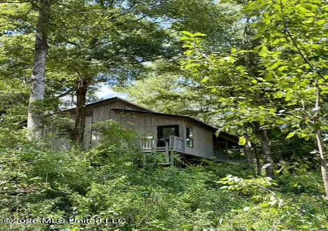 Photo 2 of Sale Pending at 85 Lazy Wolf Cvs, Poplarville, MS 39470 | MLS# 4158644 | Listing updated on 2026-09-04