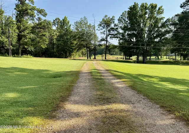 Photo 3 of Single family home for sale at 5267 Tank Rd, Terry, MS 39170 | MLS# 4158783 | Listing updated on 2026-08-11