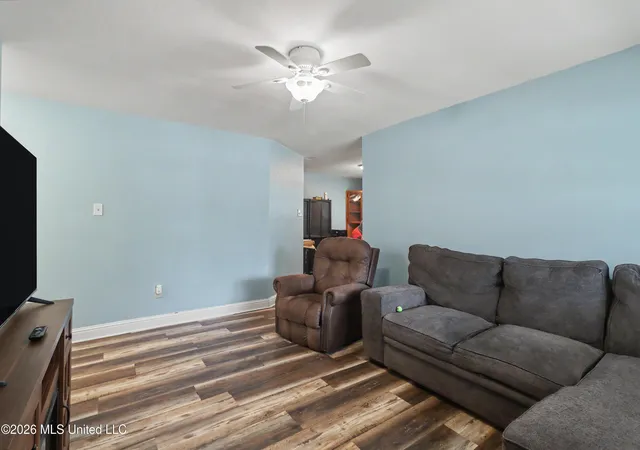 Photo 3 of Single family home for sale at 20 Woodglen Dr, Gulfport, MS 39507 | MLS# 4158729 | Listing updated on 2026-09-17