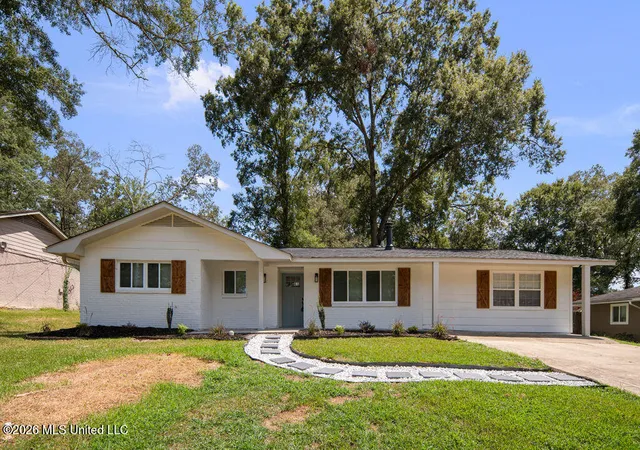 Photo 1 of Sale Pending at 3455 Lanell Ln, Pearl, MS 39208 | MLS# 4158407 | Listing updated on 2026-10-28