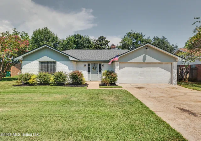 Photo 2 of Sale Pending at 2134 Baywood Dr, Biloxi, MS 39532 | MLS# 4158374 | Listing updated on 2026-08-28