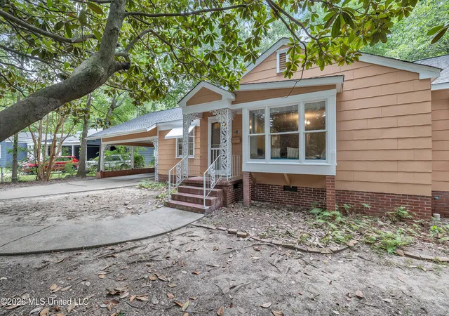 Photo 1 of Single family home for sale at 314 Colonial Cir, Jackson, MS 39211 | MLS# 4158408 | Listing updated on 2026-09-08