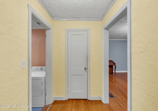 Photo 4 of Single family home for sale at 314 Colonial Cir, Jackson, MS 39211 | MLS# 4158408 | Listing updated on 2026-09-08