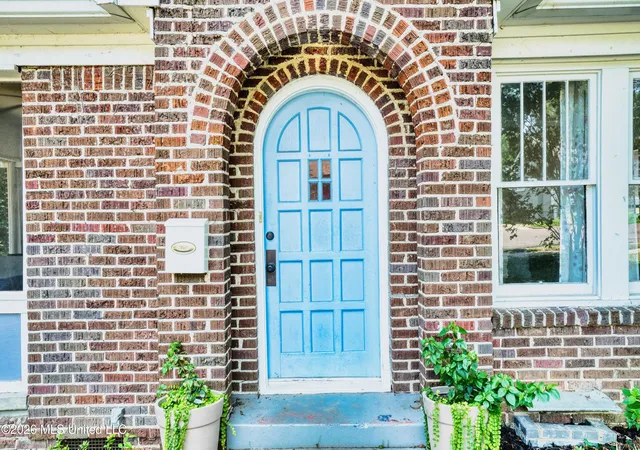 Photo 3 of Single family home for sale at 431 Decelle St, Jackson, MS 39216 | MLS# 4158412 | Listing updated on 2026-08-11