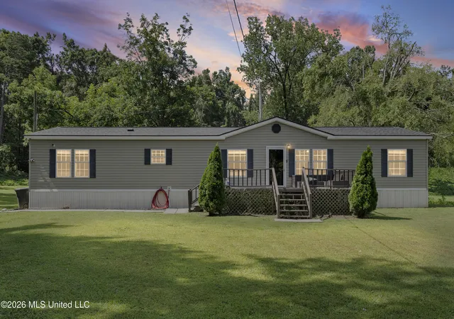 Photo 3 of Manufactured home for sale at 1116 County Rd 2, Hickory Flat, MS 38633 | MLS# 4158403 | Listing updated on 2026-09-19