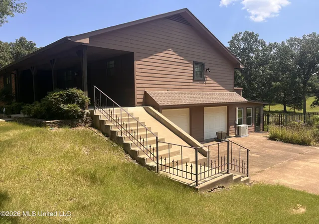 Photo 1 of Single family home for sale at 321 Odom Rd, Hernando, MS 38632 | MLS# 4158540 | Listing updated on 2026-08-25