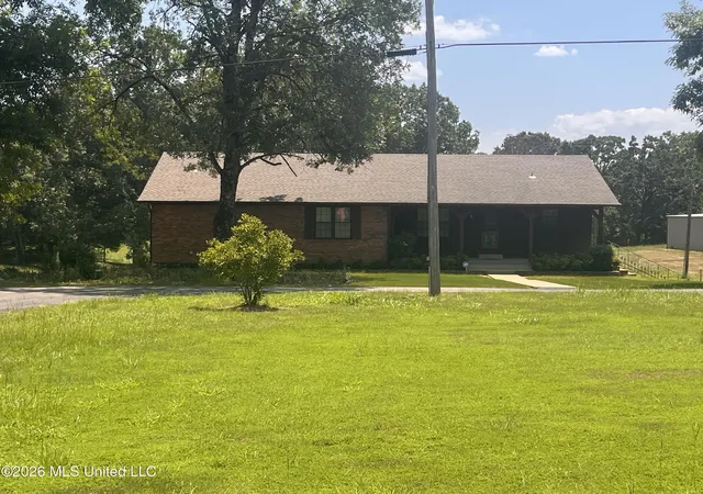 Photo 2 of Single family home for sale at 321 Odom Rd, Hernando, MS 38632 | MLS# 4158540 | Listing updated on 2026-08-25