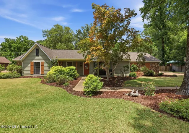 Photo 1 of Sale Pending at 612 Trailwood Dr, Clinton, MS 39056 | MLS# 4158546 | Listing updated on 2026-08-31