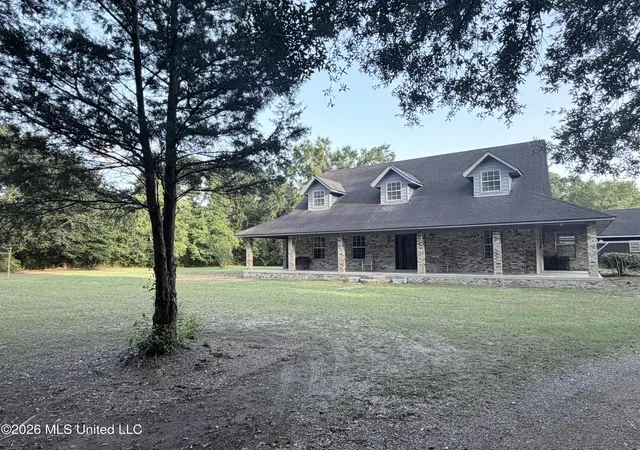 Photo 2 of Sale Pending at 17816 Fosters Rd, Moss Point, MS 39562 | MLS# 4158414 | Listing updated on 2026-08-26