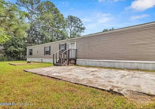 Photo 2 of Manufactured home for sale at 7716 Dahlia Dr, Gautier, MS 39553 | MLS# 4158550 | Listing updated on 2026-08-24