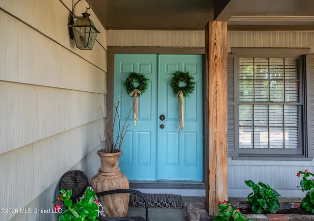 Photo 3 of Sale Pending at 1683 Wilhurst St, Jackson, MS 39211 | MLS# 4158690 | Listing updated on 2026-08-18