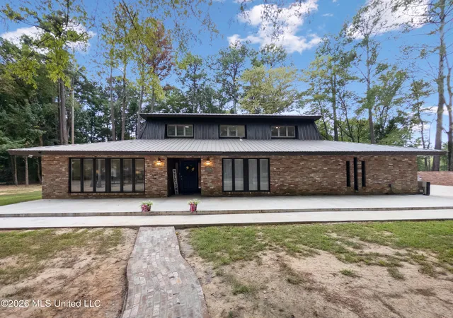 Single family home for sale at 1329 Pine Glen Cir, Forest, MS 39074 | MLS# 4158456