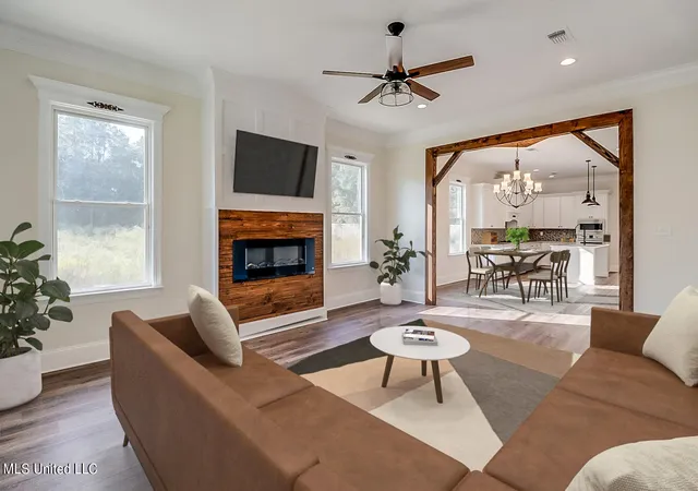 Photo 4 of Single family home for sale at 12154 Parc Aux Chenes, Gulfport, MS 39503 | MLS# 4159216 | Listing updated on 2026-10-25