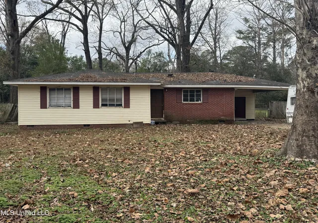 Photo 1 of Single family home for sale at 3103 Woodside Dr, Jackson, MS 39212 | MLS# 4158490 | Listing updated on 2026-08-07