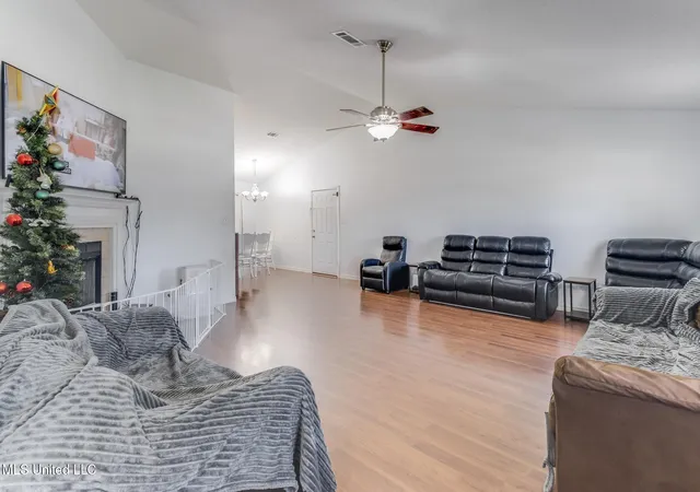 Photo 4 of Single family home for sale at 13171 W Country Hills Dr, Gulfport, MS 39503 | MLS# 4158988 | Listing updated on 2026-09-18