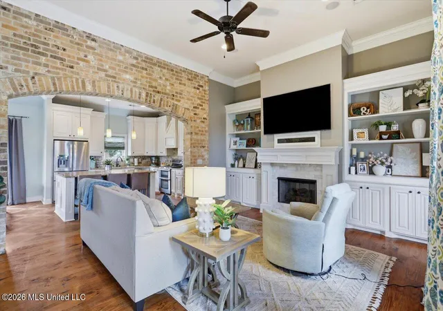 Photo 3 of Sale Pending at 218 Emerald Cir, Brandon, MS 39047 | MLS# 4158541 | Listing updated on 2026-10-05