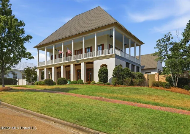 Photo 4 of Single family home for sale at 110 W Florida Blvd, Madison, MS 39110 | MLS# 4158533 | Listing updated on 2026-08-19