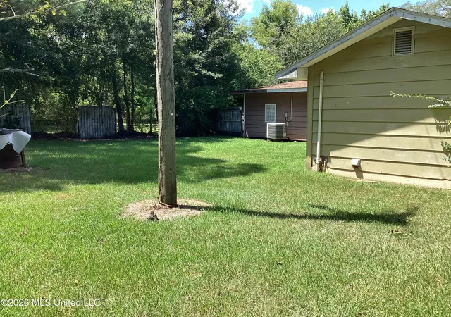 Photo 3 of Single family home for sale at 4918 Hubert St, Moss Point, MS 39563 | MLS# 4158740 | Listing updated on 2026-08-10