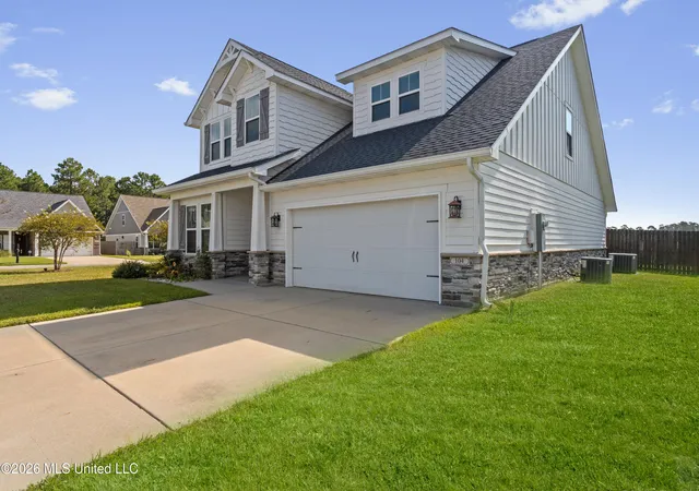 Photo 2 of Single family home for sale at 104 Westwind Ct, Ocean Springs, MS 39564 | MLS# 4158587 | Listing updated on 2026-08-18