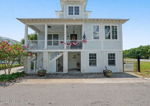 Multi family home for sale at 110 State St, Bay Saint Louis, MS 39520 | MLS# 4158625