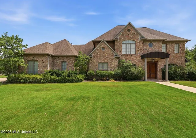 Photo 1 of Single family home for sale at 553 Twin Cedars Dr, Madison, MS 39110 | MLS# 4158662 | Listing updated on 2026-08-11