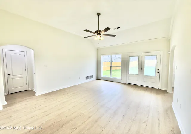 Photo 4 of Sale Pending at 7264 Grandiflora Dr, Olive Branch, MS 38654 | MLS# 4158618 | Listing updated on 2026-09-21
