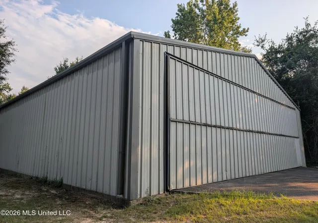 Photo 3 of Sale Pending at 2390 Coelho Way, Diamondhead, MS 39525 | MLS# 4158584 | Listing updated on 2026-08-09