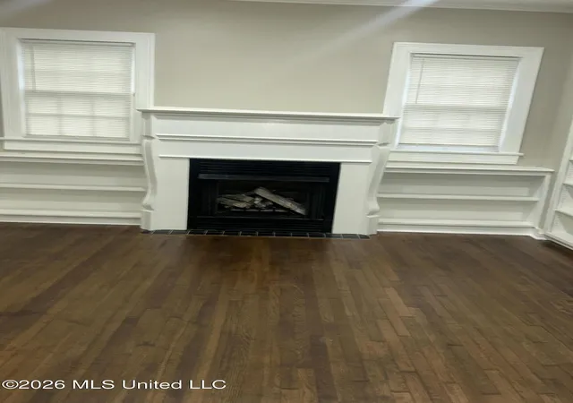 Photo 4 of Single family home for sale at 1746 Myrtle St, Jackson, MS 39202 | MLS# 4158594 | Listing updated on 2026-08-10