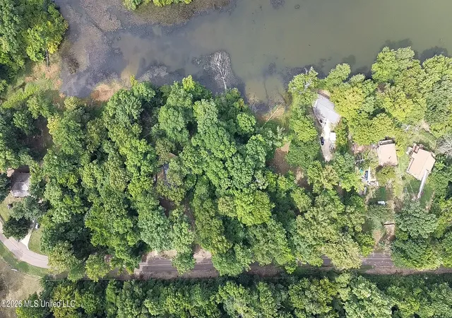 Photo 3 of Land for sale at 1915 Mattaha Dr, Hernando, MS 38632 | MLS# 4158604 | Listing updated on 2026-08-31