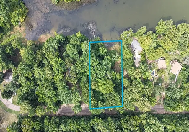 Photo 3 of Land for sale at 1915 Mattaha Dr, Hernando, MS 38632 | MLS# 4158604 | Listing updated on 2026-08-31