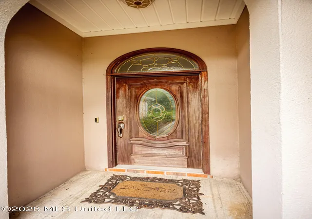Photo 4 of Single family home for sale at 813 Magnolia Byp Blvd, Ocean Springs, MS 39564 | MLS# 4158754 | Listing updated on 2026-09-16