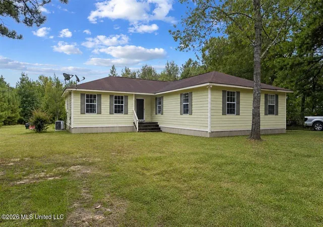 Photo 1 of Sale Pending at 328 W Progress Rd, Prentiss, MS 39474 | MLS# 4158622 | Listing updated on 2026-09-19