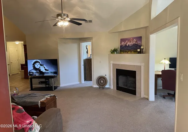Photo 3 of Condo for sale at 8925 Oak Branch Ln, Olive Branch, MS 38654 | MLS# 4159126 | Listing updated on 2026-09-14