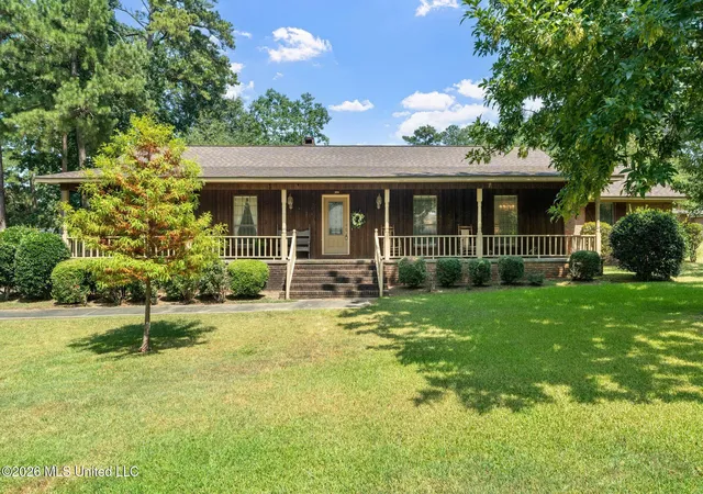 Photo 1 of Sale Pending at 108 Pinecrest St, Collins, MS 39428 | MLS# 4158643 | Listing updated on 2026-08-24