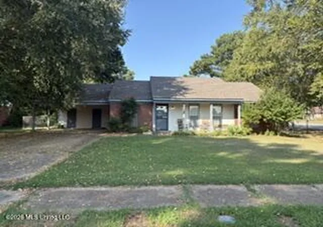 Photo 1 of Single family home for sale at 6645 Riverdale Rd, Horn Lake, MS 38637 | MLS# 4158680 | Listing updated on 2026-08-10