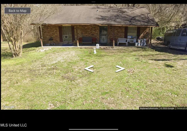 Photo 1 of Sale Pending at 1784 Casteel Dr, Jackson, MS 39204 | MLS# 4158671 | Listing updated on 2026-09-08