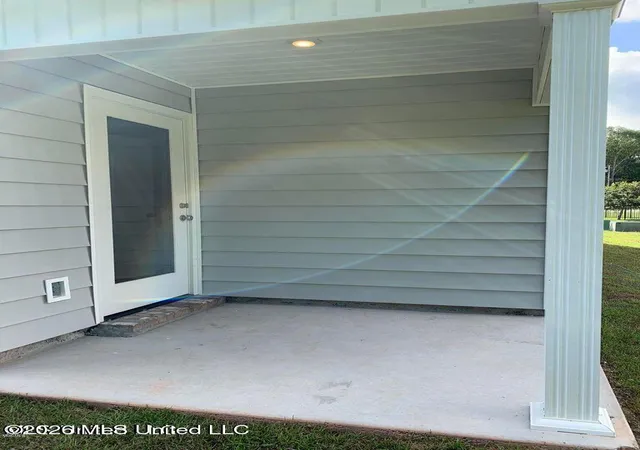 Photo 2 of Single family home for sale at 13133 Turtle Crk Pkwy, Gulfport, MS 39503 | MLS# 4159407 | Listing updated on 2026-08-17
