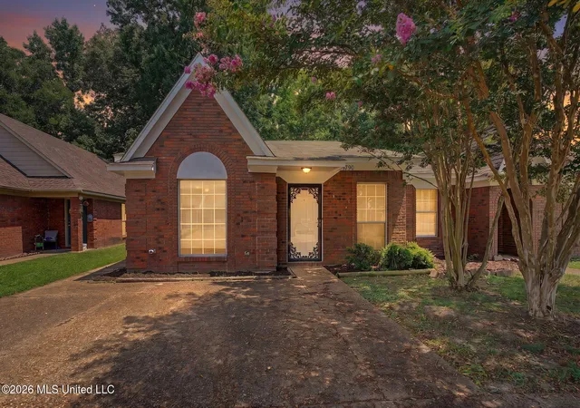 Photo 1 of Sale Pending at 5790 E Garden Walk, Southaven, MS 38671 | MLS# 4158727 | Listing updated on 2026-08-13