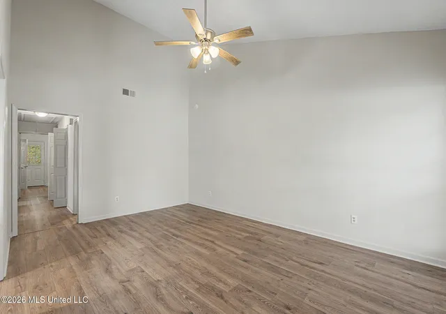 Photo 4 of Sale Pending at 5790 E Garden Walk, Southaven, MS 38671 | MLS# 4158727 | Listing updated on 2026-08-13