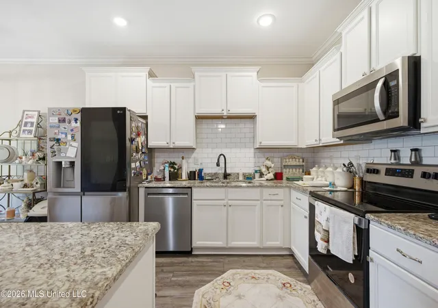 Photo 3 of Single family home for sale at 2512 Washington Woods Rd, Southaven, MS 38672 | MLS# 4158694 | Listing updated on 2026-08-10