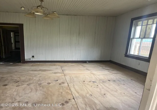 Photo 4 of Sale Pending at 1127 Amar St, Waveland, MS 39576 | MLS# 4158908 | Listing updated on 2026-09-15