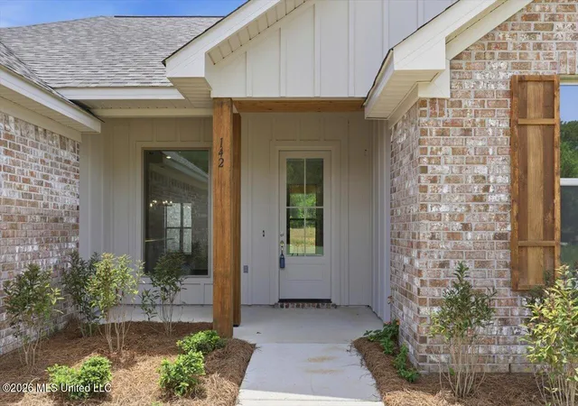 Photo 3 of Single family home for sale at 142 Stapleton Dr, Canton, MS 39046 | MLS# 4158695 | Listing updated on 2026-10-08