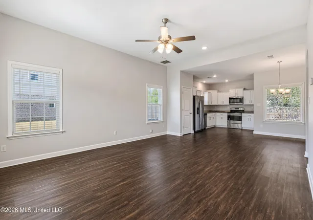 Photo 3 of Single family home for sale at 5766 Matthew Dr, Horn Lake, MS 38637 | MLS# 4158800 | Listing updated on 2026-08-11