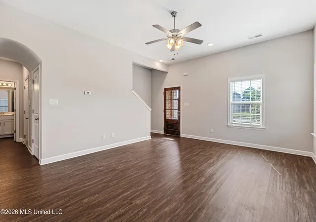 Photo 4 of Single family home for sale at 5766 Matthew Dr, Horn Lake, MS 38637 | MLS# 4158800 | Listing updated on 2026-08-11