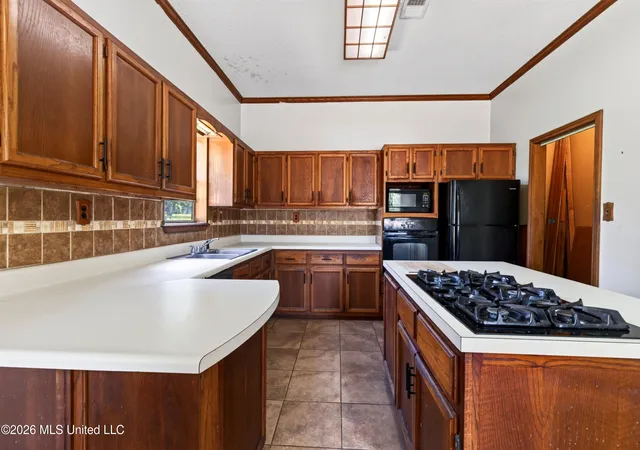 Photo 4 of Sale Pending at 16226 Orange Grv Rd, Gulfport, MS 39503 | MLS# 4158910 | Listing updated on 2026-09-08