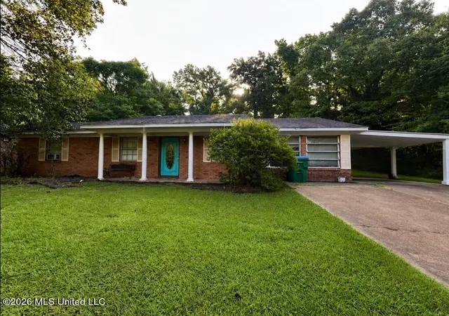Photo 1 of Single family home for sale at 30 Ox Dr, Grenada, MS 38901 | MLS# 4158702 | Listing updated on 2026-08-10