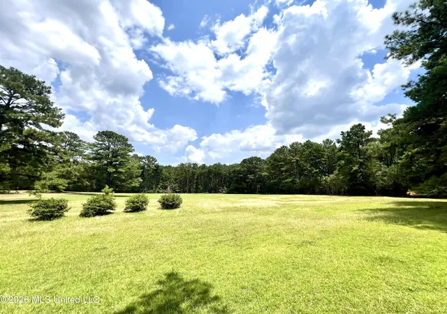 Photo 2 of Sale Pending at 978 Butler Rd Se, Smithdale, MS 39664 | MLS# 4158925 | Listing updated on 2026-08-23